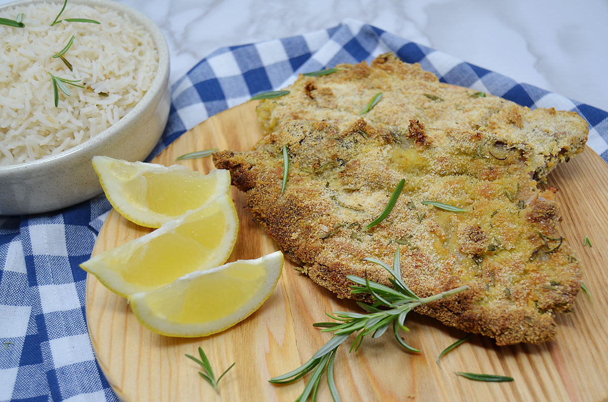 Costeleta de porco panada com alecrim